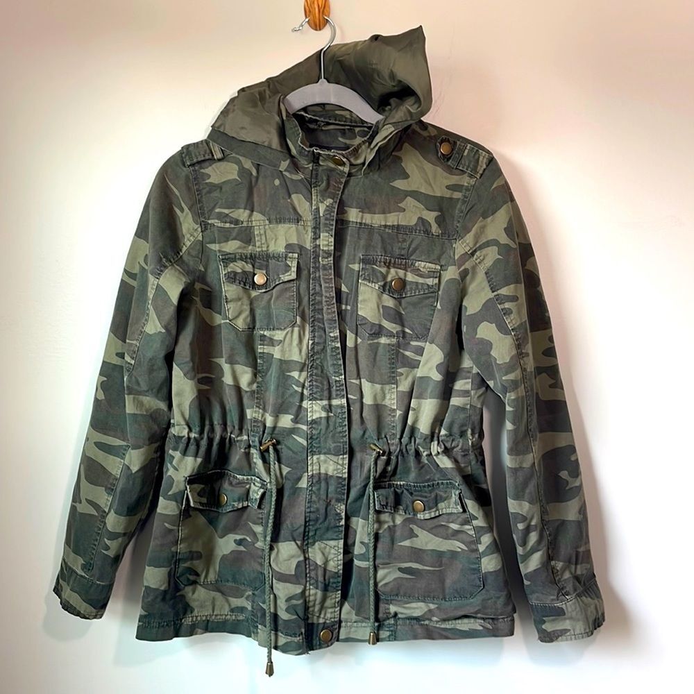 New Look military hooded cargo Technical jacket cinched waist. Medium Gorpcore